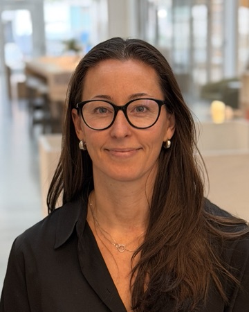 Caroline, CEO